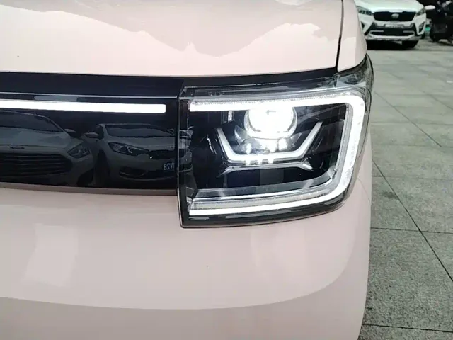 Wuling Hongguang Mini EV — Фото автомобиля 23