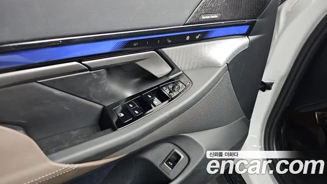 BMW 5-Series — Фото автомобиля 8