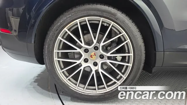 Porsche Cayenne PO536 — Фото автомобиля 5
