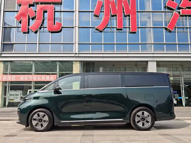 Geely Yizhen L380 — Фото автомобиля 2
