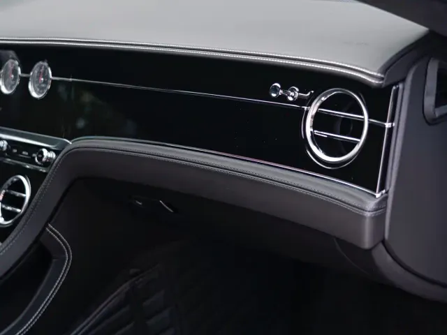Bentley Continental — Фото автомобиля 25