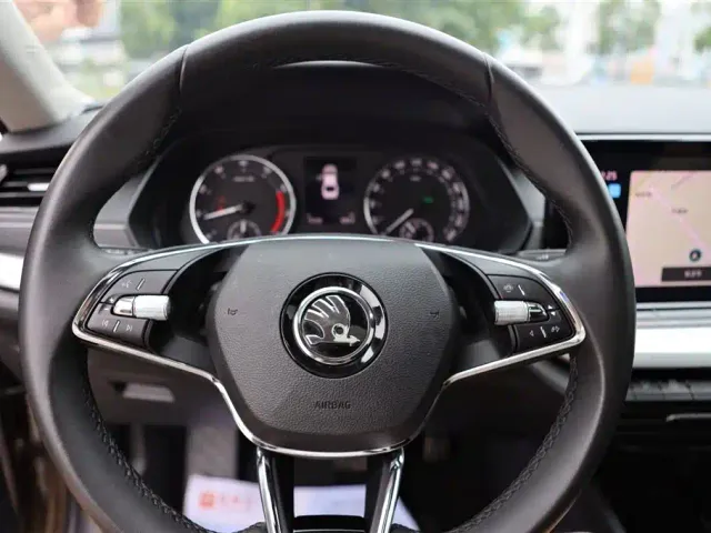 Skoda Octavia — Фото автомобиля 15