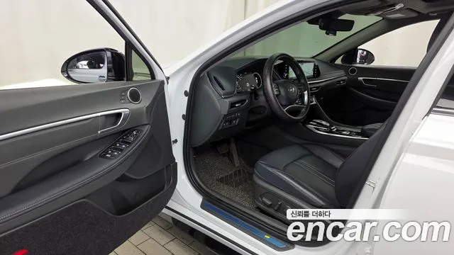 Hyundai Sonata Sonata (DN8) 1.6 Turbo — Фото автомобиля 10