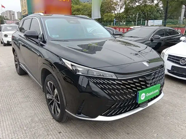Roewe RX5 — Фото автомобиля 3