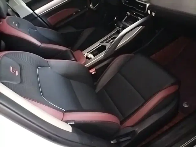 Geely Binyue — Фото автомобиля 24