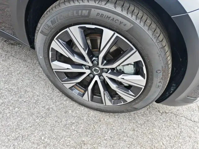 Volvo V90 — Фото автомобиля 11