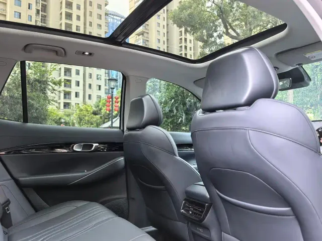 Geely Galaxy E5 — Фото автомобиля 13