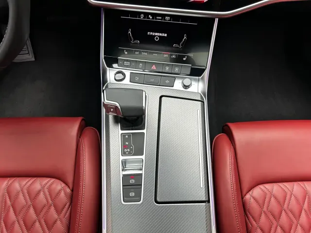 Audi A7L — Фото автомобиля 15