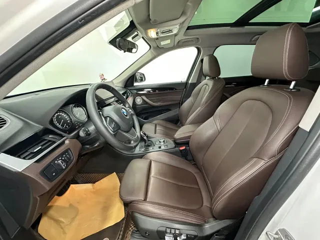 BMW X1 — Фото автомобиля 9