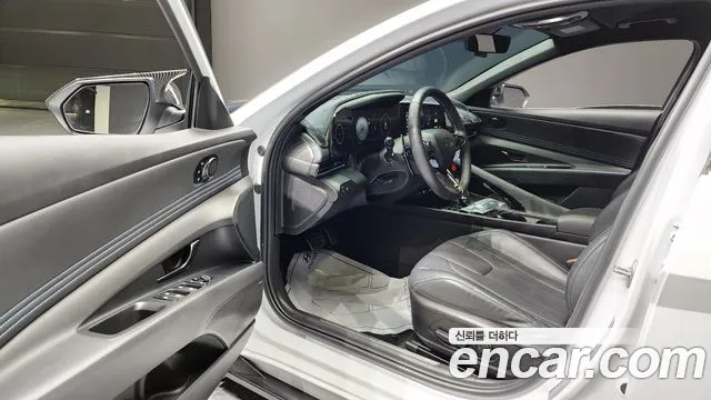 Hyundai AVANTE — Фото автомобиля 11