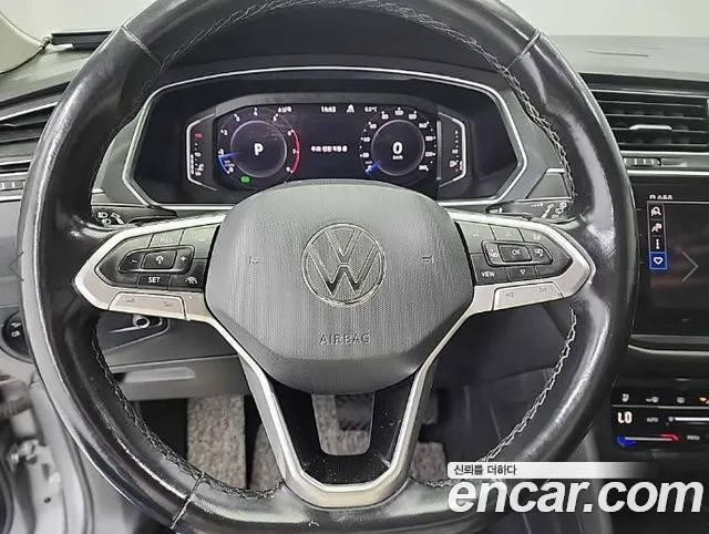 Volkswagen Tiguan — Фото автомобиля 9