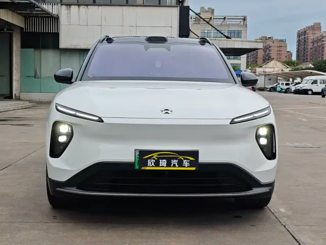 Nio ES6 — Фото автомобиля 2