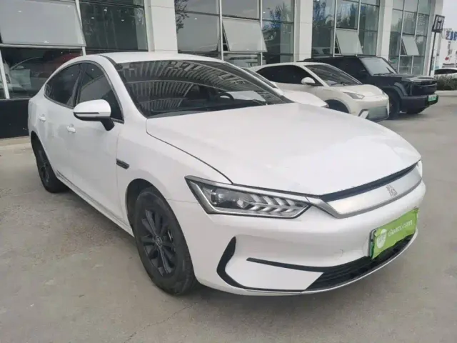 BYD Qin PLUS — Фото автомобиля 3