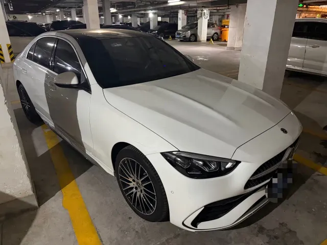 Mercedes-Benz C-Class — Фото автомобиля 3