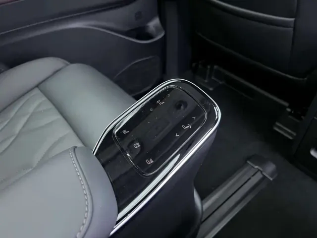 GAC Trumpchi M8 — Фото автомобиля 14