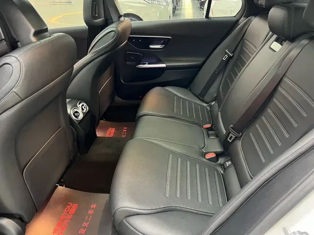 Mercedes-Benz C-Class — Фото автомобиля 10