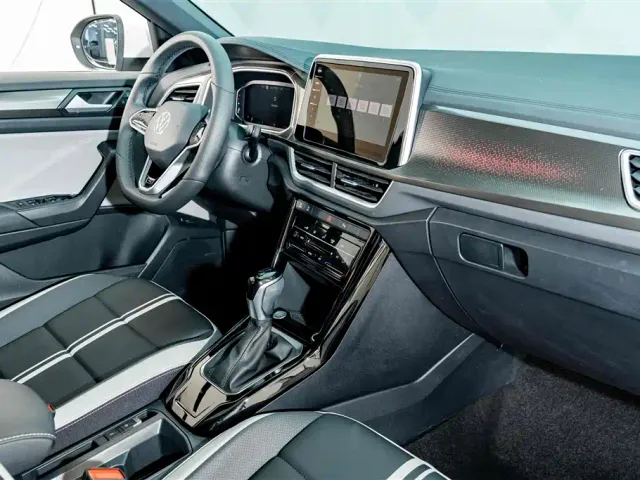 Volkswagen T-Roc — Фото автомобиля 17
