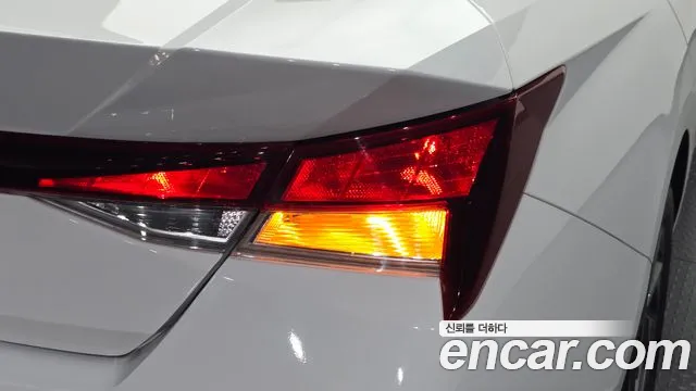 Hyundai Avante CN7 — Фото автомобиля 23