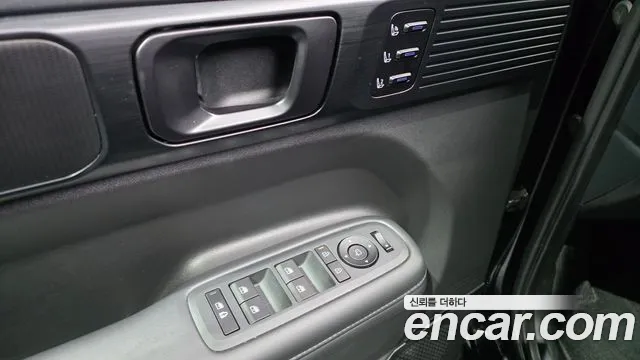 Hyundai Santa Fe MX5 — Фото автомобиля 29