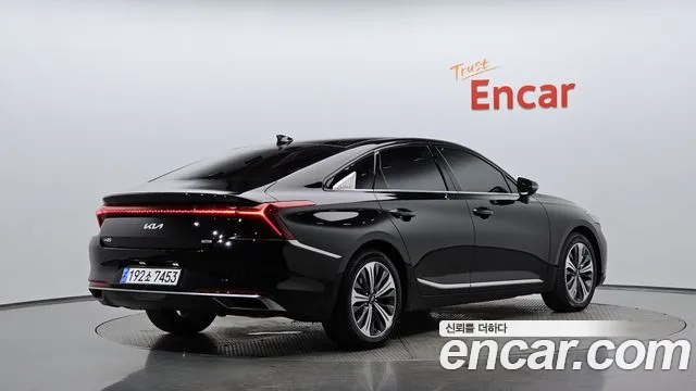 Kia K8 Hybrid — Фото автомобиля 2