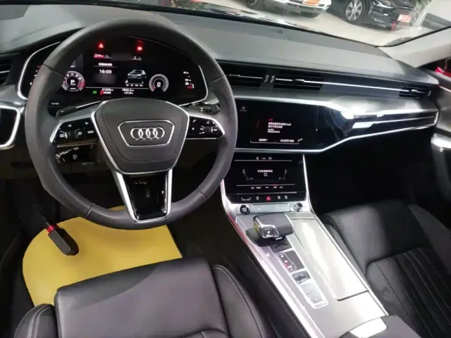 Audi A6L — Фото автомобиля 9