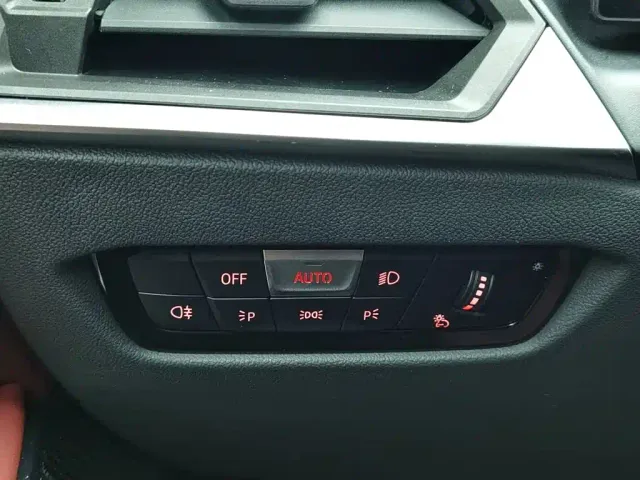 BMW 3 Series — Фото автомобиля 21