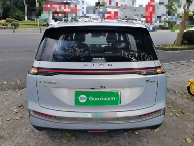 GAC Aion Y — Фото автомобиля 5