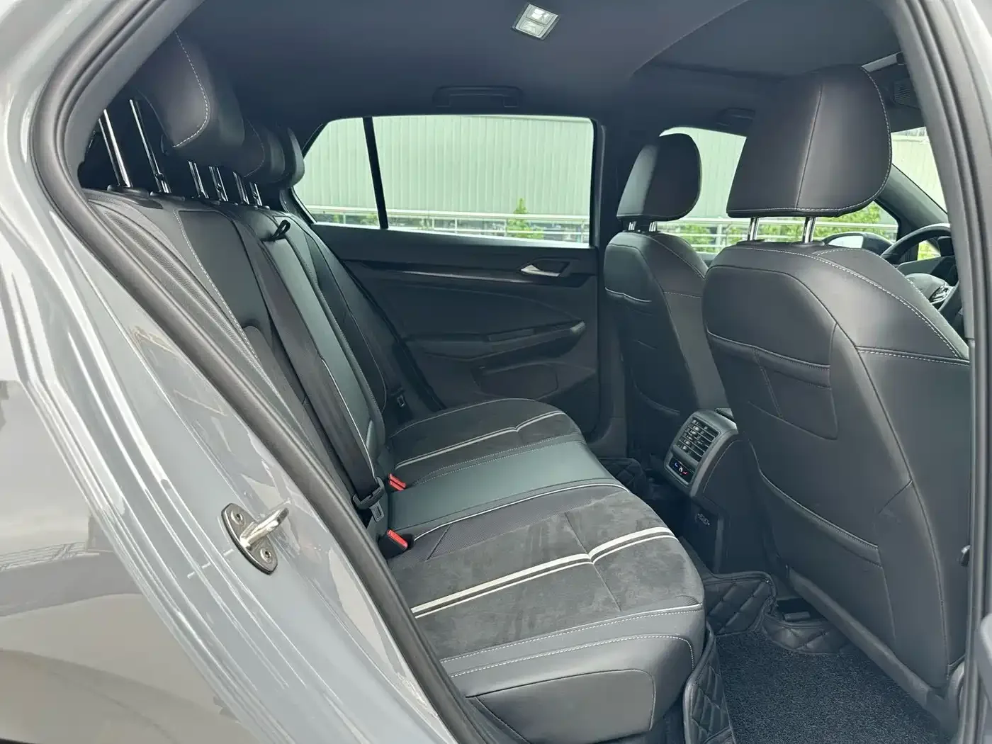 Volkswagen Golf 2021 280TSI DSG R-Line — Фото автомобиля 20