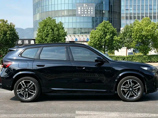 BMW X1 — Фото автомобиля 7
