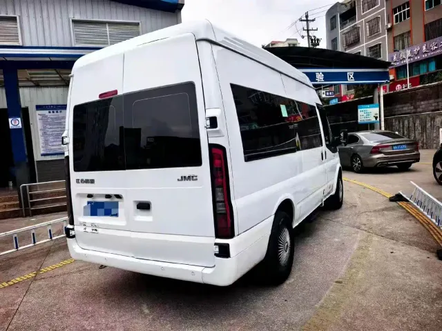 Ford Transit T8 — Фото автомобиля 2