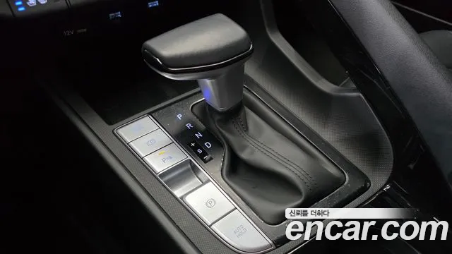 Hyundai Avante CN7 — Фото автомобиля 9