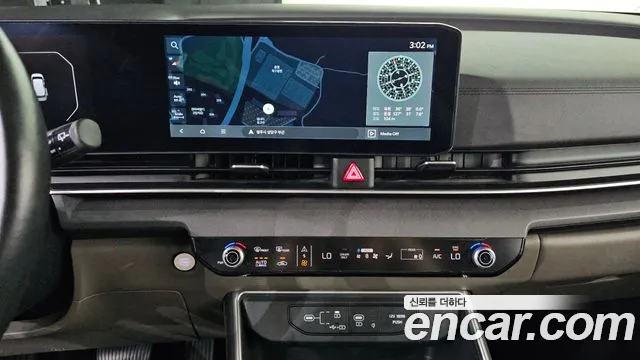 Kia Carnival Generation 4 — Фото автомобиля 18