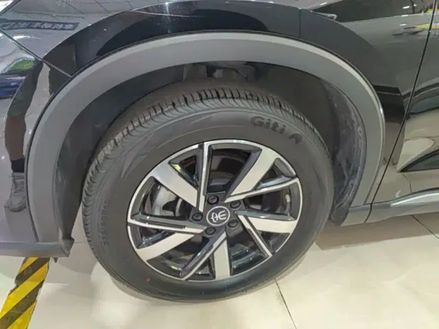 BYD Song Pro — Фото автомобиля 22