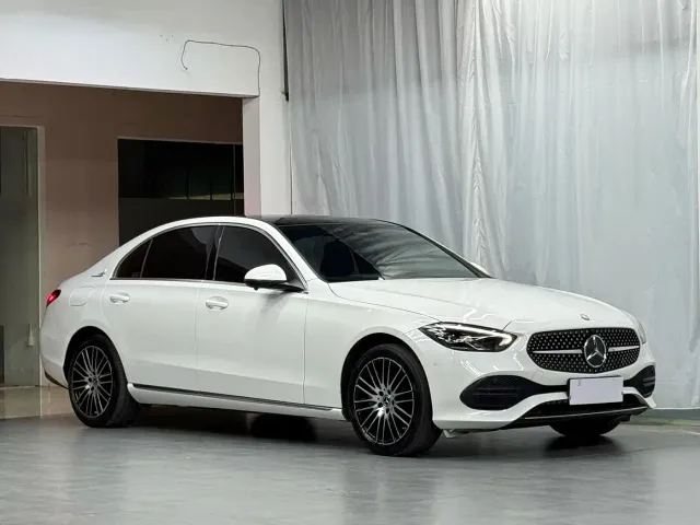 Mercedes-Benz C-Class — Фото автомобиля 6