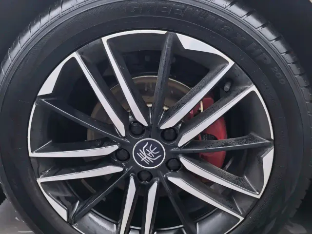 BYD Qin L — Фото автомобиля 5