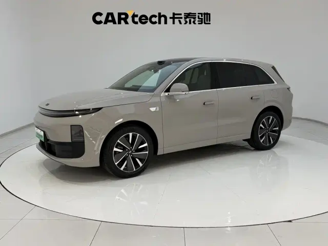 Фотография автомобиля — Li Auto L6