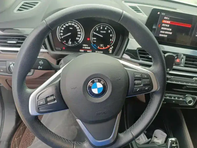 BMW X1 — Фото автомобиля 15