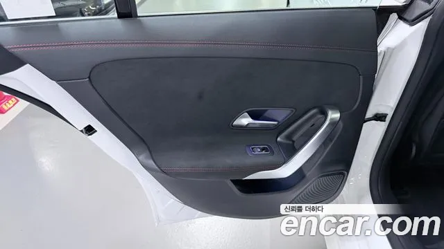 Mercedes-Benz CLA-Class — Фото автомобиля 12
