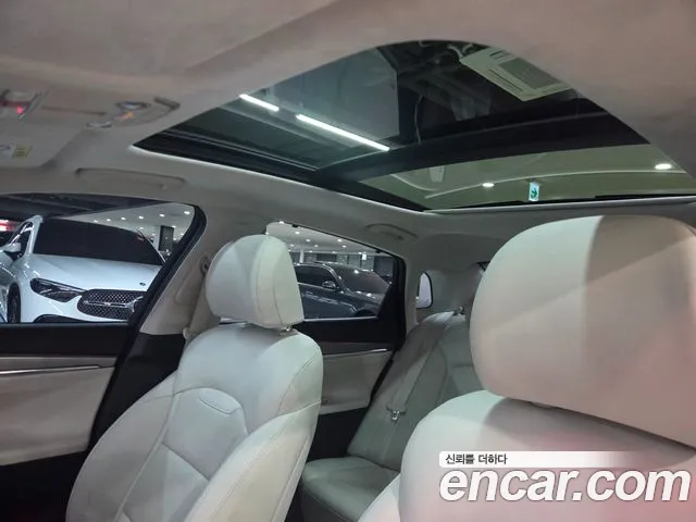 Hyundai Grandeur Grandeur (New) — Фото автомобиля 16