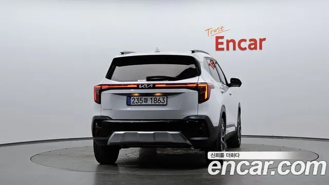 Kia Seltos — Фото автомобиля 4