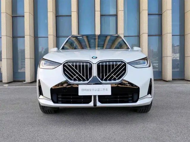 BMW X3 — Фото автомобиля 3