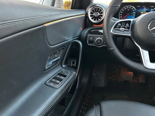 Mercedes-Benz A-Class — Фото автомобиля 23