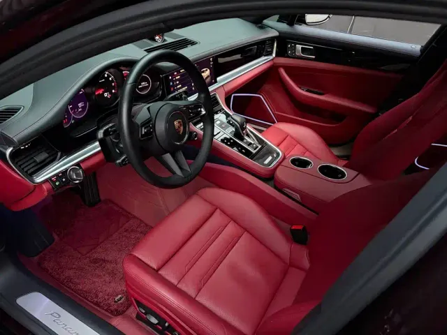 Porsche Panamera — Фото автомобиля 11
