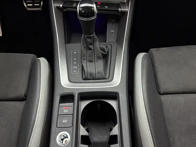 Audi Q3 — Фото автомобиля 12