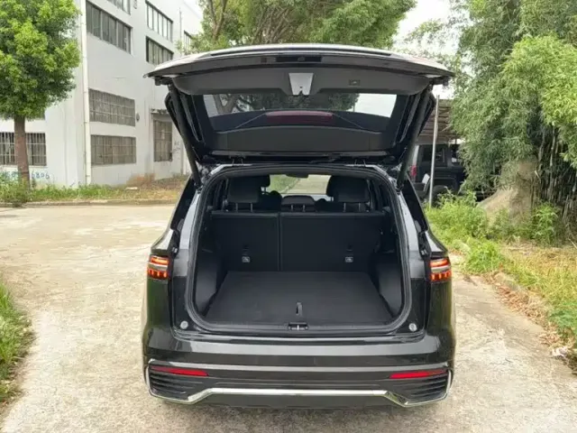 Geely Xingyue L — Фото автомобиля 7