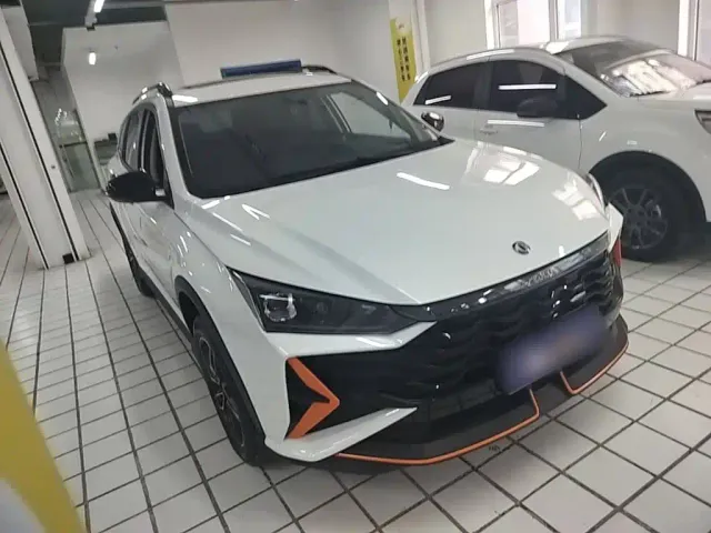 Dongfeng Yixuan GS — Фото автомобиля 3