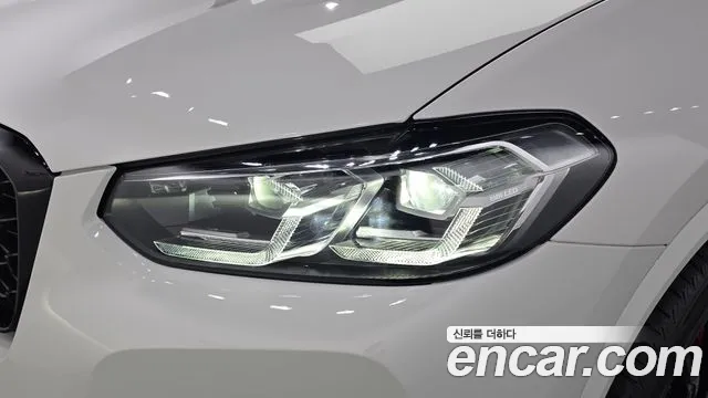 BMW X4 xDrive20i M Sport Pro Special Edition — Фото автомобиля 18