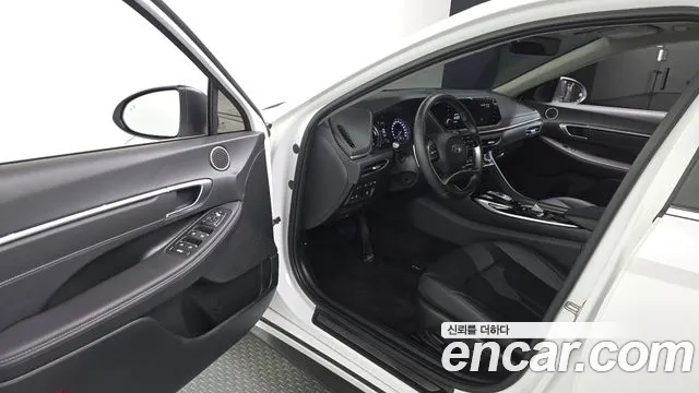 Hyundai Sonata — Фото автомобиля 7