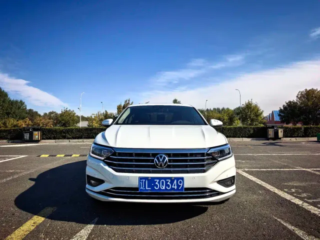 Volkswagen Sagitar — Фото автомобиля 2