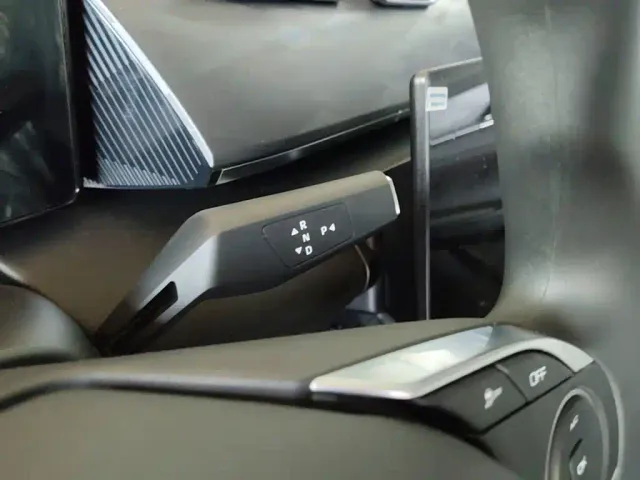 Dongfeng SKY EV01 — Фото автомобиля 13